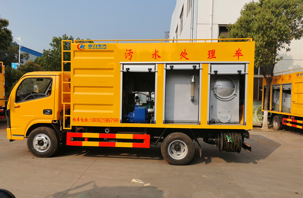 281莫愁湖污水分离车